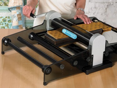 AccuQuilt Studio Fabric Cutter